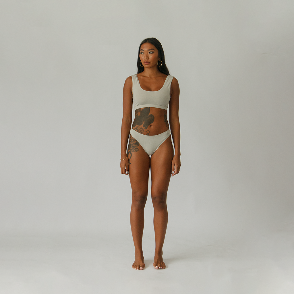 Fiji Thong: Kiri